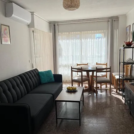 Isabel Del Mar Solo Familias Apartment *